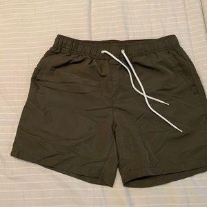 Men’s swim shorts M